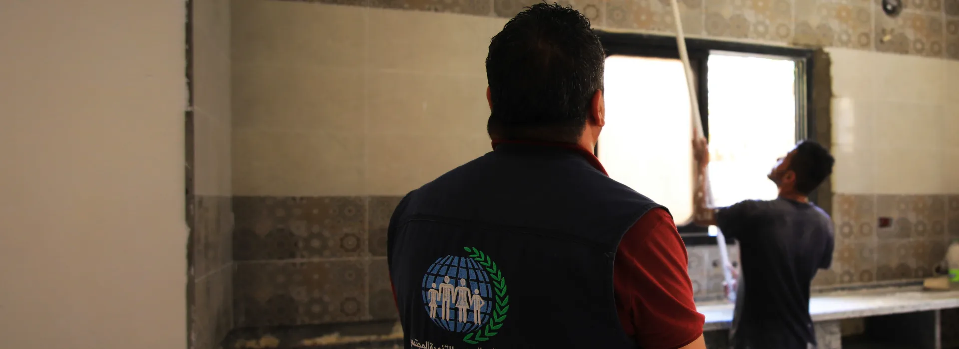 نحن بجانبكم دائما